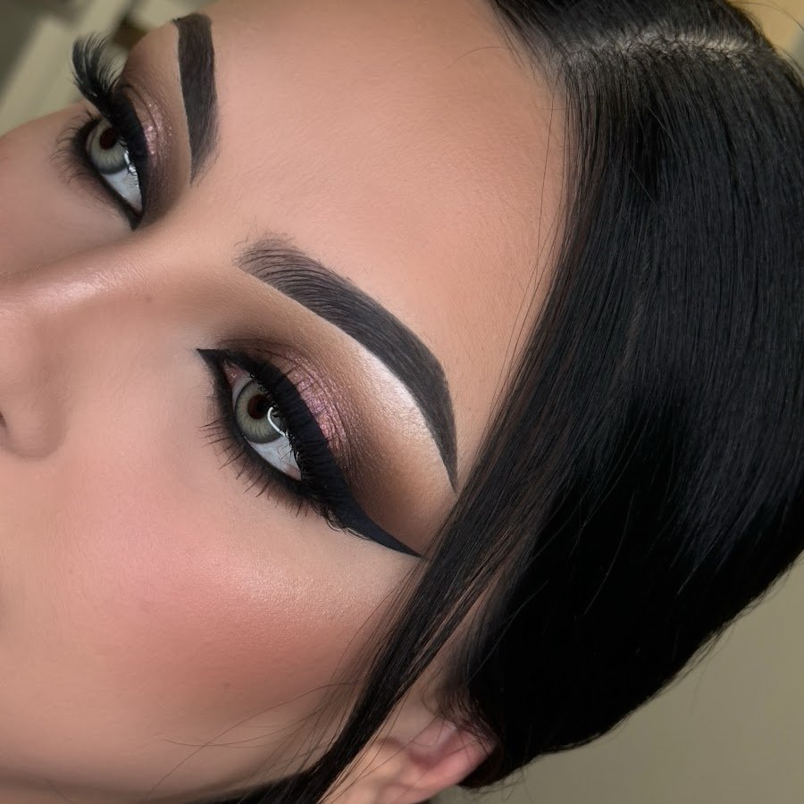 Glam Makeup By Amina