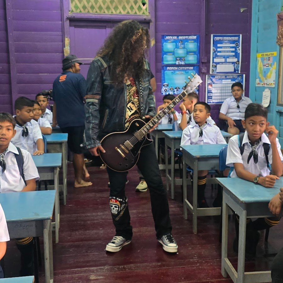 Ritz Metalasia