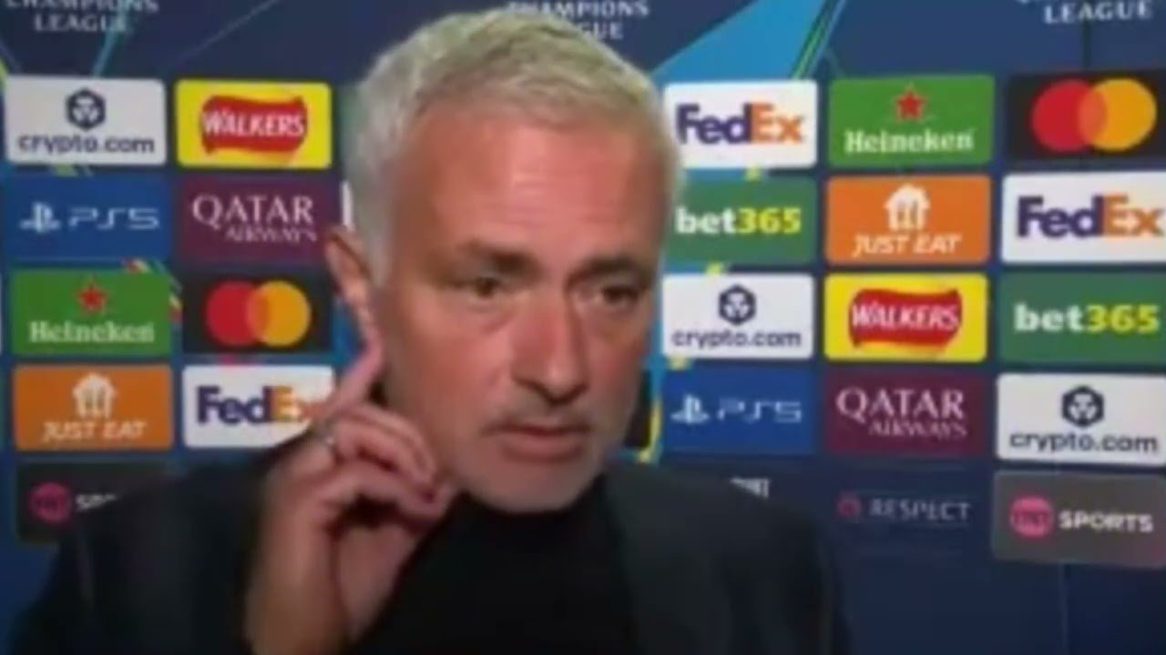 FLASH INTERVIEW JOSÉ MOURINHO APÓS DERROTA FRENTE AO NEWCASTLE 3-0 BENFICA