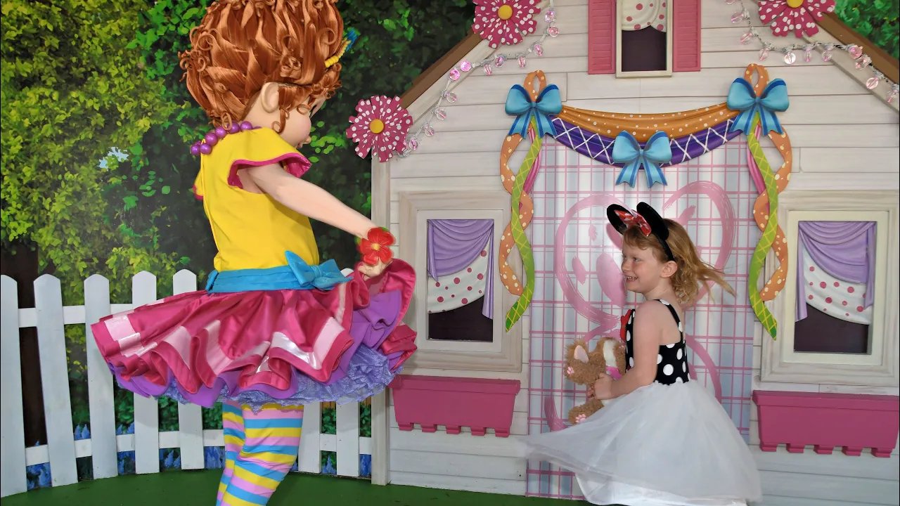 Twirling with Fancy Nancy 💕