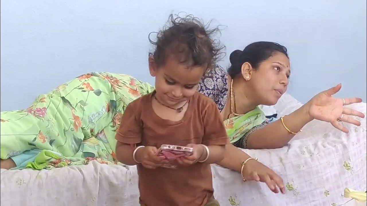 Meri Chhoti wali Gudiya ko Nind a rahi Hai