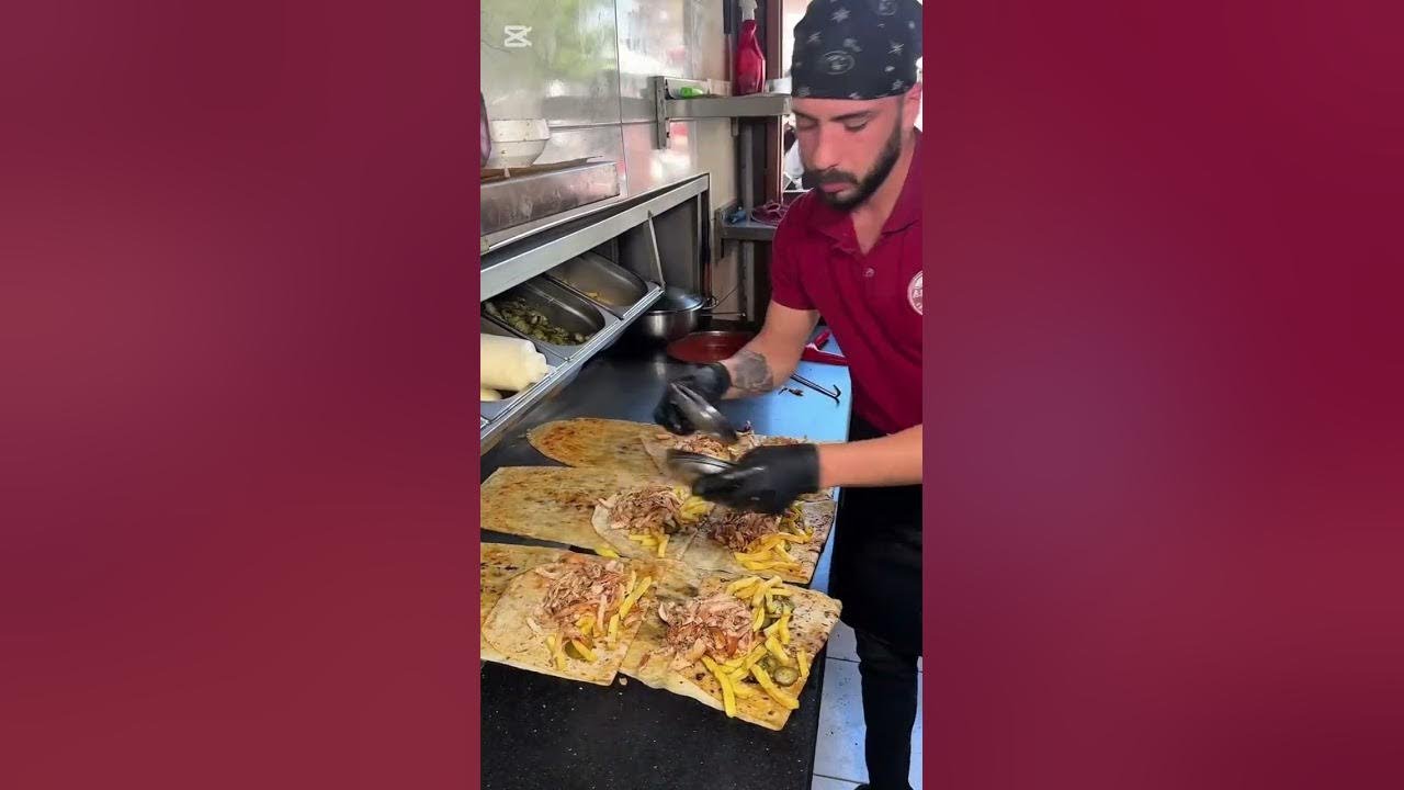 Kavurmalı kaşarlı Ayvalık tostu. Büyükçekmece Oba Tost #reklam