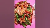 Cook delicious stir-fried eel with green chili