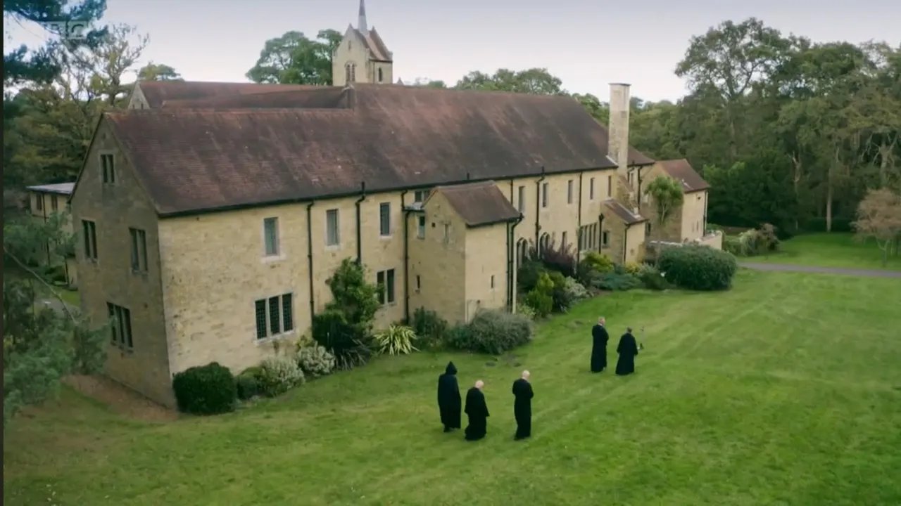 BBC - Heaven Made at Christmas - Series 1 Episode 3