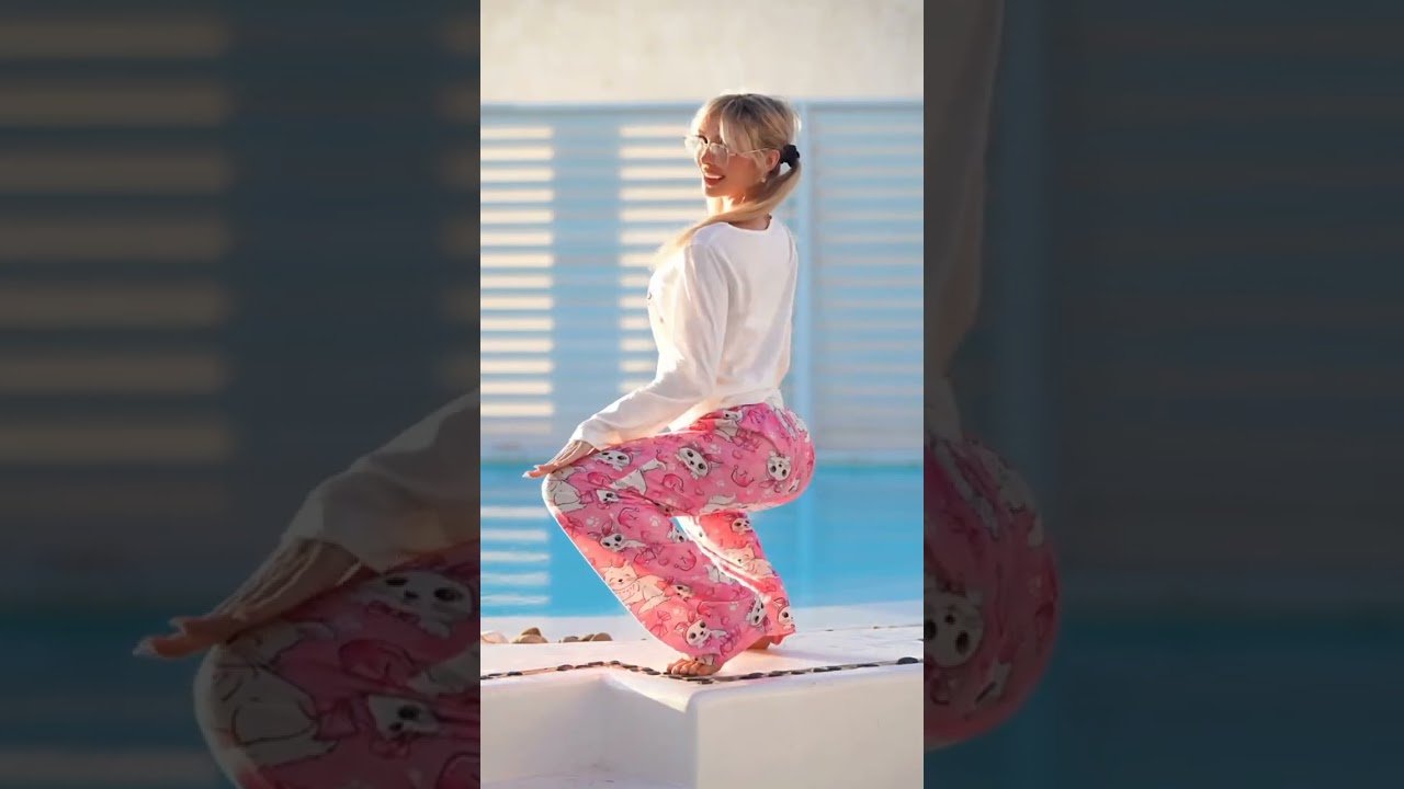 Emma Louise Fashion model Instagram Sensation Influencer