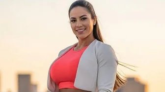 Natural Older Women Over 50 – Why Age Makes Them Even More Beautiful