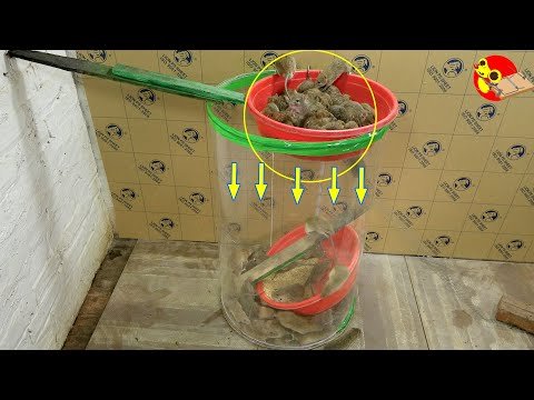 Catch the mouse / This is the world's largest version of the amazing automatic mouse trap 20 mice